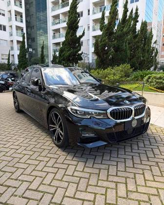 BMW 320i 2.0 16V TURBO FLEX M SPORT AUTOMÁTICO BMW 320i 2.0 16V TURBO FLEX M SPORT AUTOMÁTICO